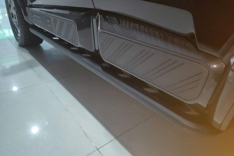 Used Deepal G318 2025 Worry-Free Adventure Edition Four-Wheel Drive Secret Realm Version Left Side Sill