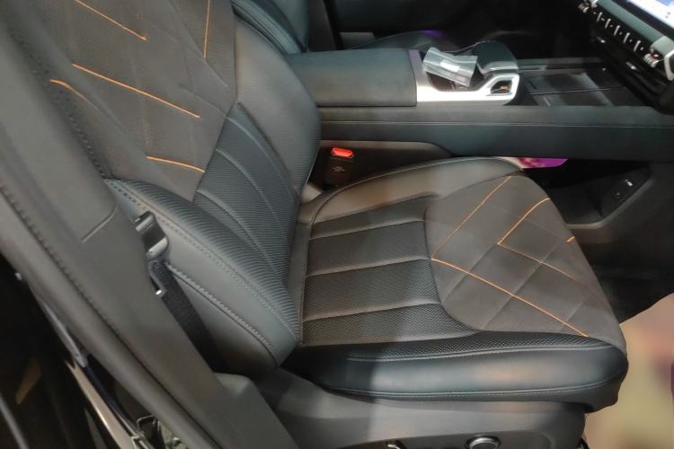 Used Deepal G318 2025 Worry-Free Adventure Edition Four-Wheel Drive Secret Realm Version Right Front Seat
