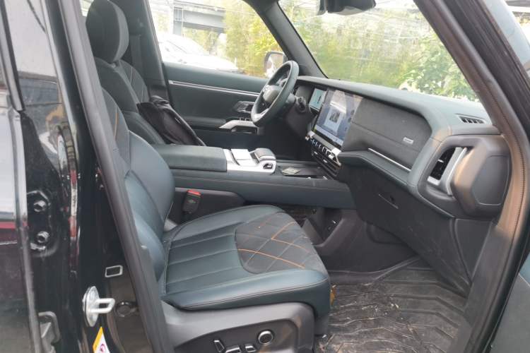 Used Deepal G318 2025 Worry-Free Adventure Edition Four-Wheel Drive Secret Realm Version Right Front Seat