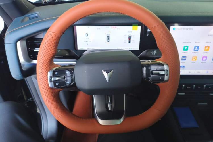 Used Deepal G318 2025 Worry-Free Cross-Country Edition Four-Wheel Drive Distant Mountains Version Steering Wheel