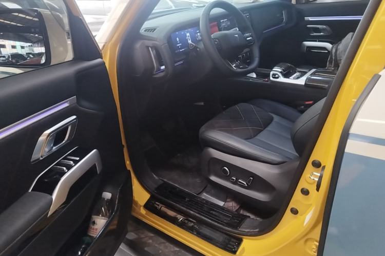 Used Deepal G318 2025 Worry-Free Cross-Country Edition Four-Wheel Drive Distant Mountains Version Driver Seat