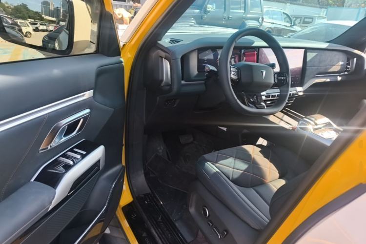 Used Deepal G318 2025 Worry-Free Cross-Country Edition Four-Wheel Drive Distant Mountains Version Driver Seat