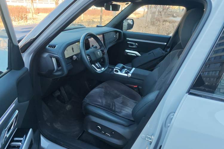 Used Deepal G318 2025 Worry-Free Cross-Country Edition Four-Wheel Drive Distant Mountains Version Driver Seat