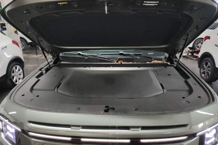 Used Deepal G318 2025 Worry-Free Cross-Country Edition Four-Wheel Drive Distant Mountains Version Engine Bay