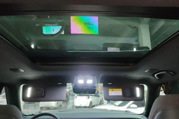 Used Deepal G318 2025 Worry-Free Cross-Country Edition Four-Wheel Drive Distant Mountains Version Headliner