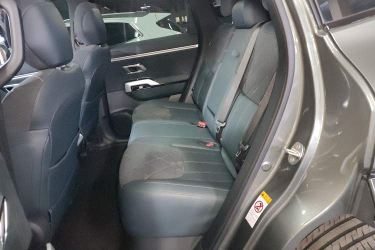 Used Deepal G318 2025 Worry-Free Cross-Country Edition Four-Wheel Drive Distant Mountains Version Left Rear Seat