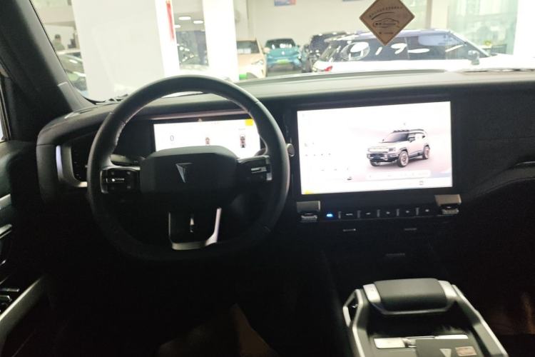 Used Deepal G318 2025 Worry-Free Cross-Country Edition Four-Wheel Drive Distant Mountains Version Steering Wheel
