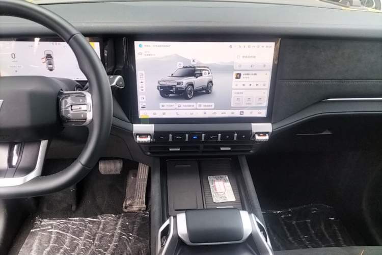 Used Deepal G318 2025 Worry-Free Adventure Edition Four-Wheel Drive Secret Realm Version Audio And AC Panel