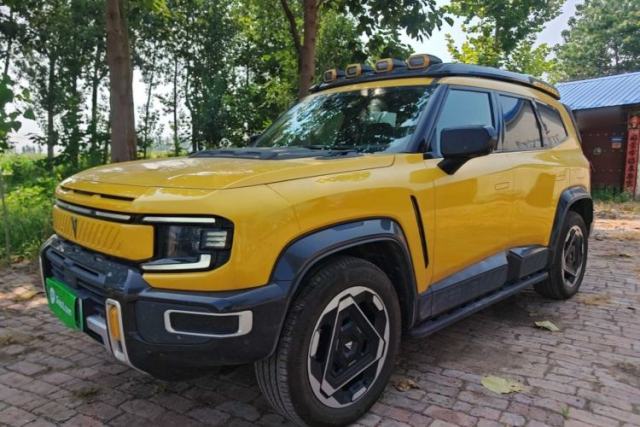 Ojetý Deepal G318 2025 Worry-Free Adventure Edition Four-Wheel Drive Secret Realm Version