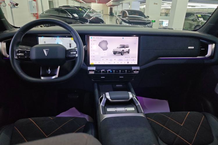 Used Deepal G318 2025 Worry-Free Adventure Edition Four-Wheel Drive Secret Realm Version Center Console