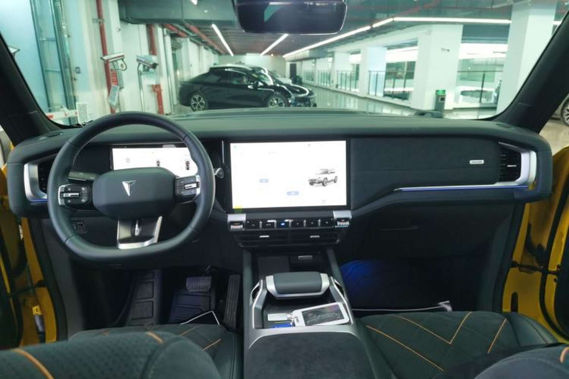 Used Deepal G318 2025 Worry-Free Adventure Edition Four-Wheel Drive Secret Realm Version Center Console