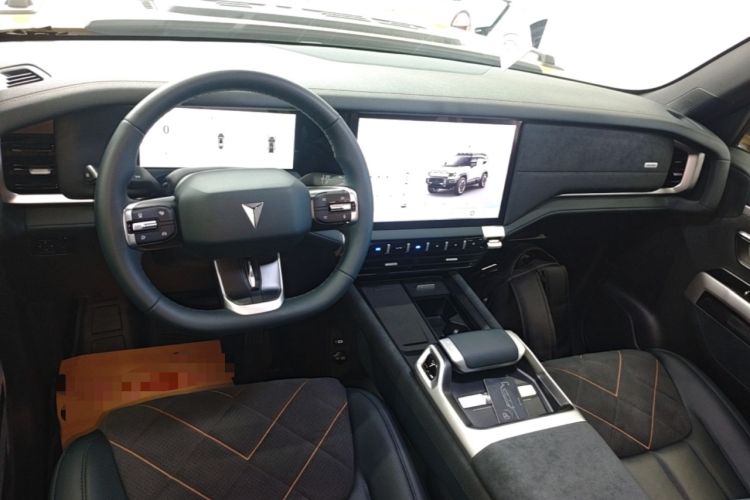 Used Deepal G318 2025 Worry-Free Adventure Edition Four-Wheel Drive Secret Realm Version Center Console