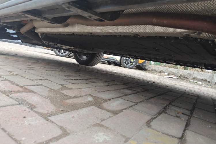 Used Deepal G318 2025 Worry-Free Adventure Edition Four-Wheel Drive Secret Realm Version Chassis Front Right