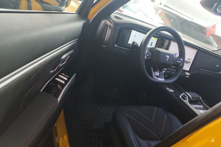 Used Deepal G318 2025 Worry-Free Adventure Edition Four-Wheel Drive Secret Realm Version Driver Seat