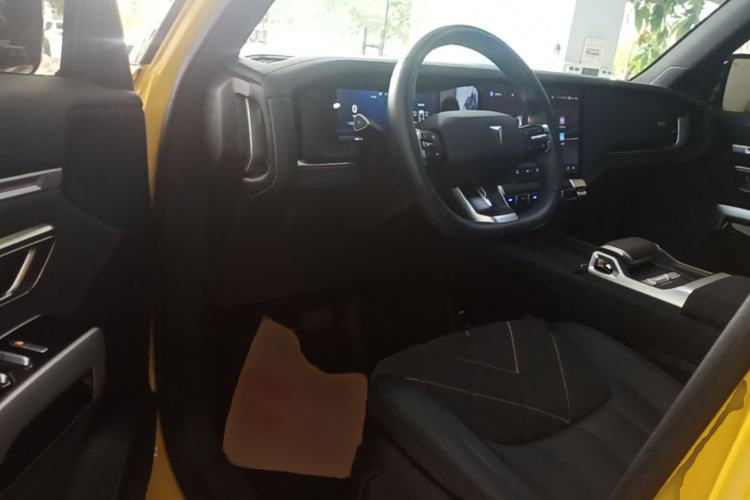 Used Deepal G318 2025 Worry-Free Adventure Edition Four-Wheel Drive Secret Realm Version Driver Seat