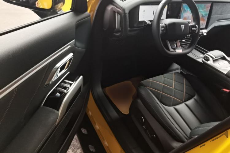 Used Deepal G318 2025 Worry-Free Adventure Edition Four-Wheel Drive Secret Realm Version Driver Seat
