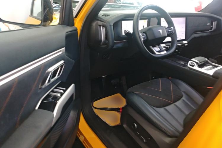 Used Deepal G318 2025 Worry-Free Adventure Edition Four-Wheel Drive Secret Realm Version Driver Seat