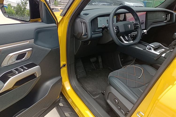 Used Deepal G318 2025 Worry-Free Adventure Edition Four-Wheel Drive Secret Realm Version Driver Seat