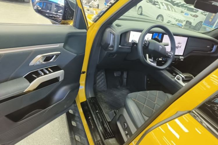Used Deepal G318 2025 Worry-Free Adventure Edition Four-Wheel Drive Secret Realm Version Driver Seat