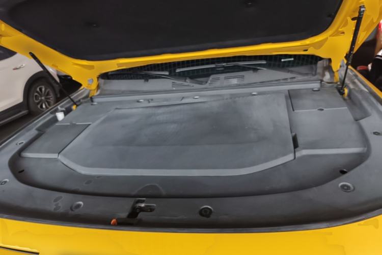 Used Deepal G318 2025 Worry-Free Adventure Edition Four-Wheel Drive Secret Realm Version Engine Bay