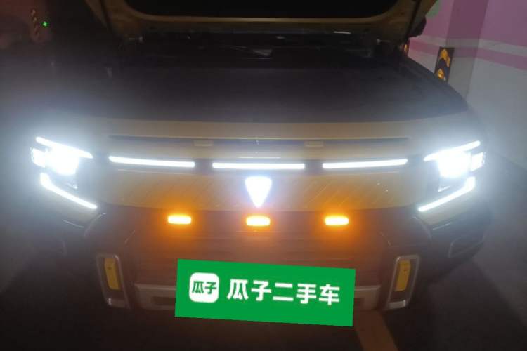 Used Deepal G318 2025 Worry-Free Adventure Edition Four-Wheel Drive Secret Realm Version Engine Bay