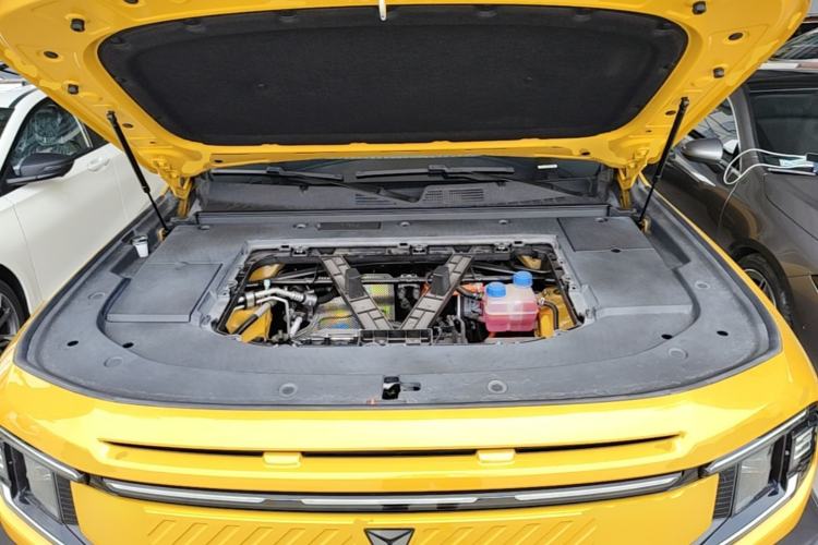 Used Deepal G318 2025 Worry-Free Adventure Edition Four-Wheel Drive Secret Realm Version Engine Bay