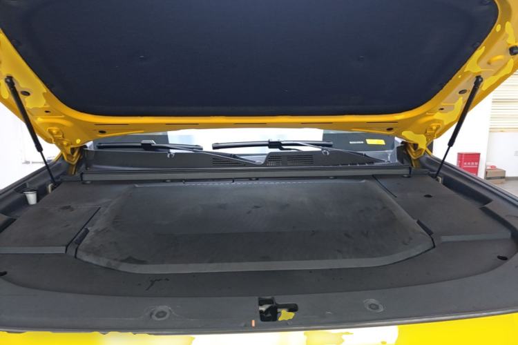 Used Deepal G318 2025 Worry-Free Adventure Edition Four-Wheel Drive Secret Realm Version Engine Bay