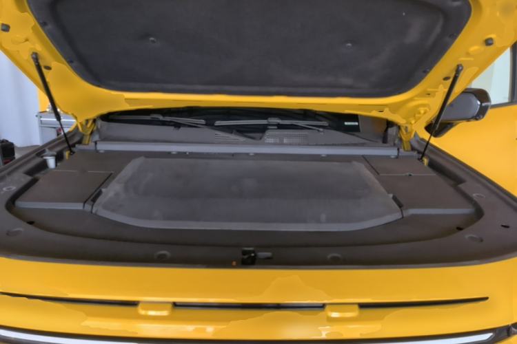 Used Deepal G318 2025 Worry-Free Adventure Edition Four-Wheel Drive Secret Realm Version Engine Bay