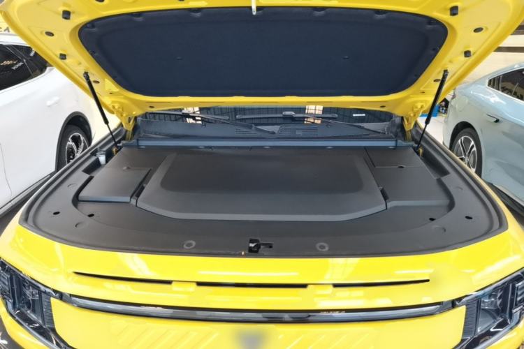 Used Deepal G318 2025 Worry-Free Cross-Country Edition Four-Wheel Drive Distant Mountains Version Engine Bay