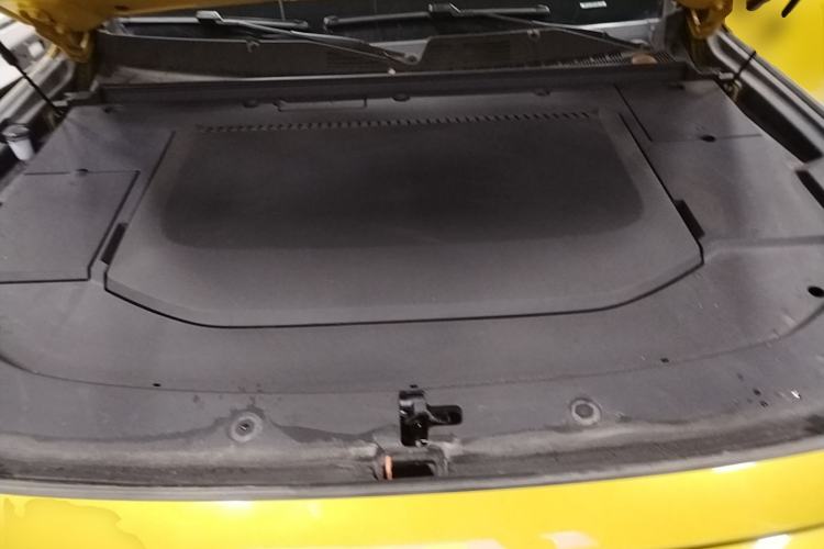 Used Deepal G318 2025 Worry-Free Adventure Edition Four-Wheel Drive Secret Realm Version Engine Bay