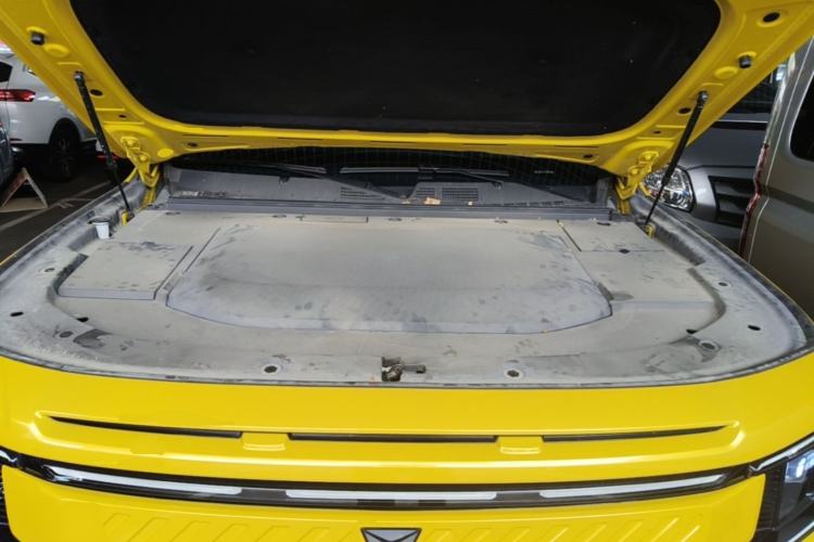 Used Deepal G318 2025 Worry-Free Adventure Edition Four-Wheel Drive Secret Realm Version Engine Bay