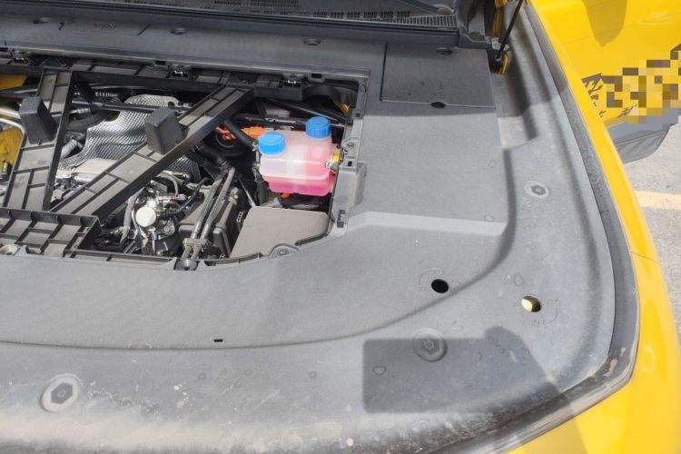 Used Deepal G318 2025 Worry-Free Adventure Edition Four-Wheel Drive Secret Realm Version Engine Bay Left