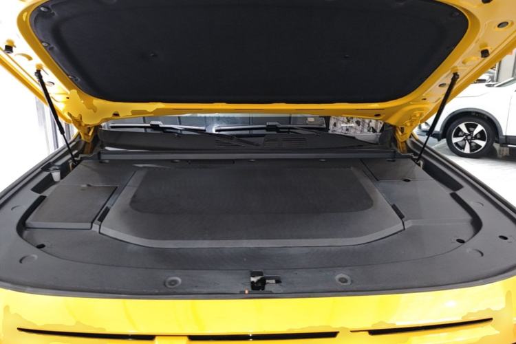 Used Deepal G318 2025 Worry-Free Adventure Edition Four-Wheel Drive Secret Realm Version Engine Bay