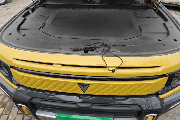 Used Deepal G318 2025 Worry-Free Adventure Edition Four-Wheel Drive Secret Realm Version Engine Bay