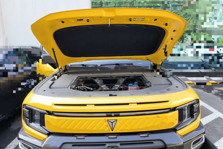 Used Deepal G318 2025 Worry-Free Adventure Edition Four-Wheel Drive Secret Realm Version Engine Bay