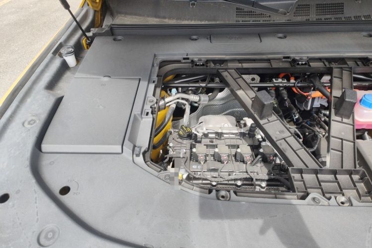 Used Deepal G318 2025 Worry-Free Adventure Edition Four-Wheel Drive Secret Realm Version Engine Bay Right