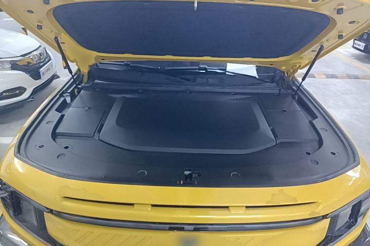 Used Deepal G318 2025 Worry-Free Adventure Edition Four-Wheel Drive Secret Realm Version Engine Bay