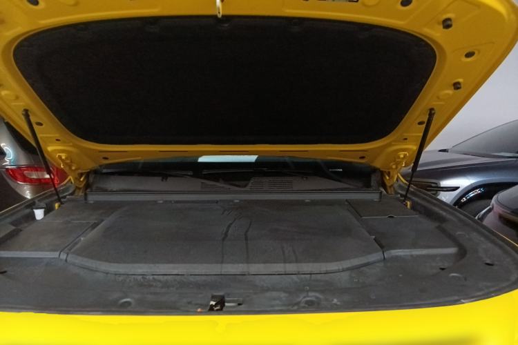 Used Deepal G318 2025 Worry-Free Adventure Edition Four-Wheel Drive Secret Realm Version Engine Bay