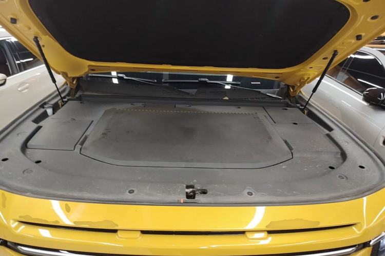 Used Deepal G318 2025 Worry-Free Adventure Edition Four-Wheel Drive Secret Realm Version Engine Bay