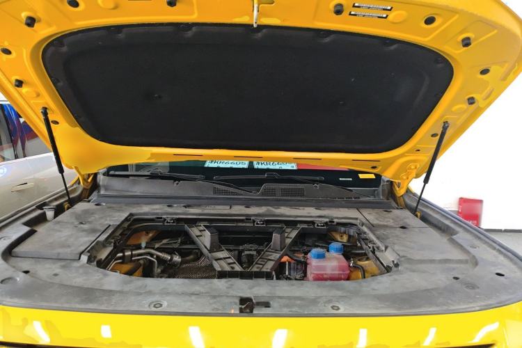 Used Deepal G318 2025 Worry-Free Adventure Edition Four-Wheel Drive Secret Realm Version Engine Bay