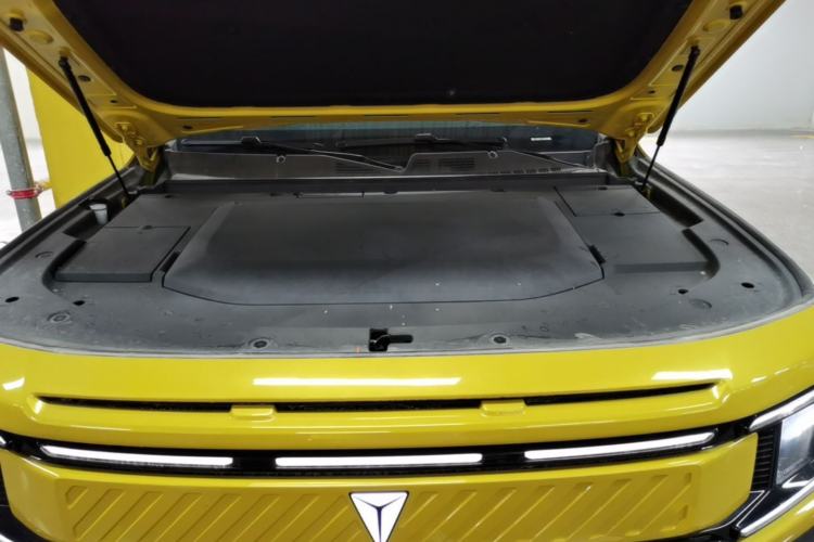 Used Deepal G318 2025 Worry-Free Adventure Edition Four-Wheel Drive Secret Realm Version Engine Bay