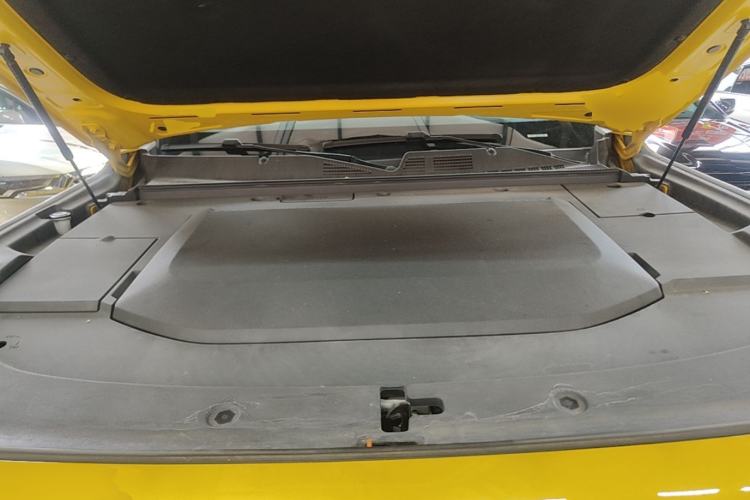 Used Deepal G318 2025 Worry-Free Adventure Edition Four-Wheel Drive Secret Realm Version Engine Bay