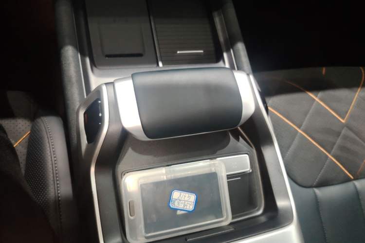 Used Deepal G318 2025 Worry-Free Adventure Edition Four-Wheel Drive Secret Realm Version Gear Lever
