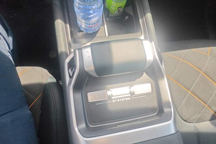 Used Deepal G318 2025 Worry-Free Adventure Edition Four-Wheel Drive Secret Realm Version Gear Lever