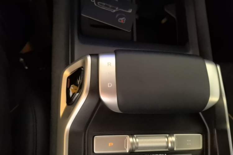 Used Deepal G318 2025 Worry-Free Adventure Edition Four-Wheel Drive Secret Realm Version Gear Lever