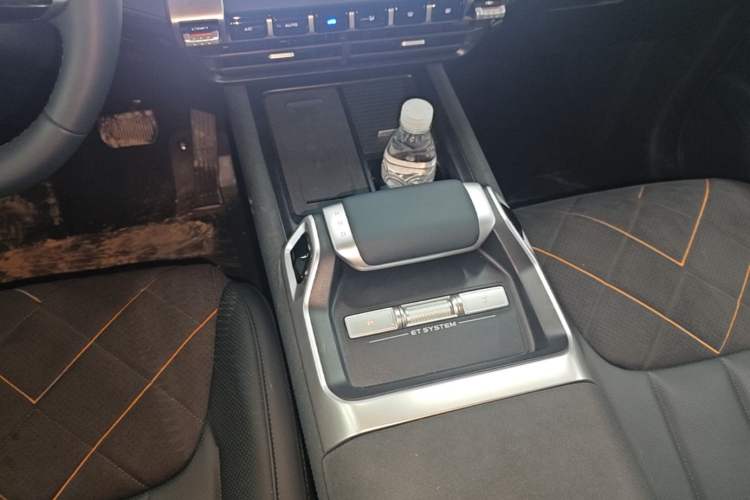 Used Deepal G318 2025 Worry-Free Adventure Edition Four-Wheel Drive Secret Realm Version Gear Lever