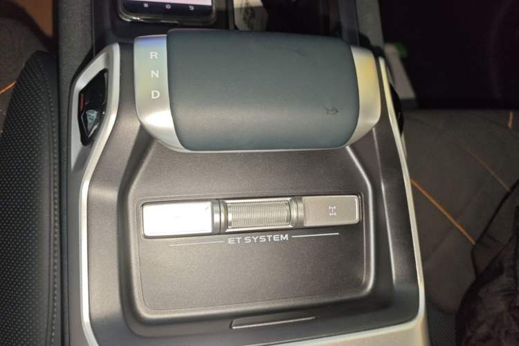 Used Deepal G318 2025 Worry-Free Adventure Edition Four-Wheel Drive Secret Realm Version Gear Lever