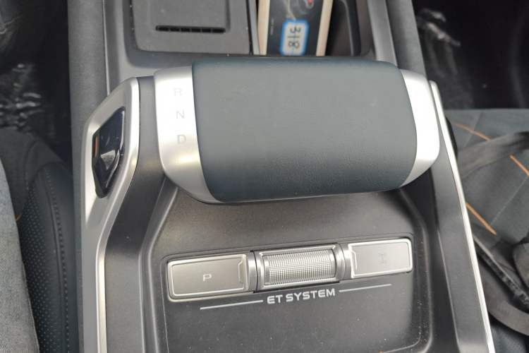 Used Deepal G318 2025 Worry-Free Adventure Edition Four-Wheel Drive Secret Realm Version Gear Lever