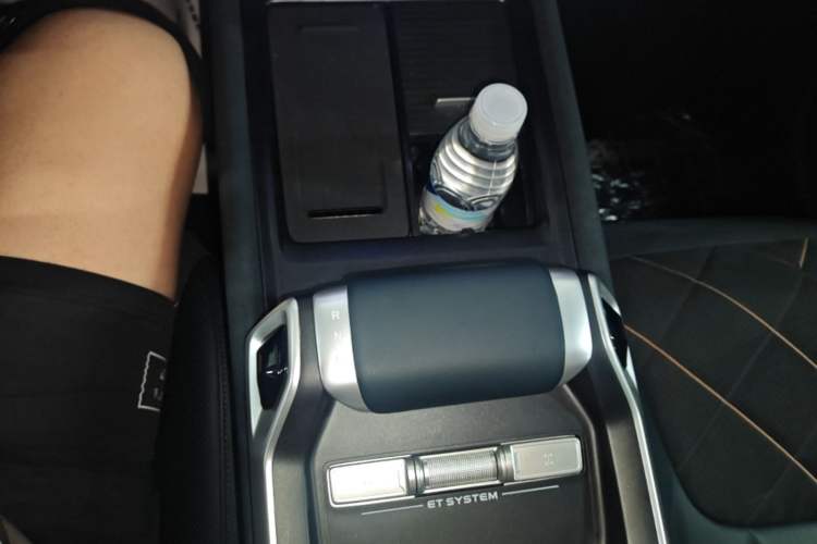 Used Deepal G318 2025 Worry-Free Adventure Edition Four-Wheel Drive Secret Realm Version Gear Lever