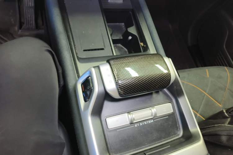 Used Deepal G318 2025 Worry-Free Adventure Edition Four-Wheel Drive Secret Realm Version Gear Lever